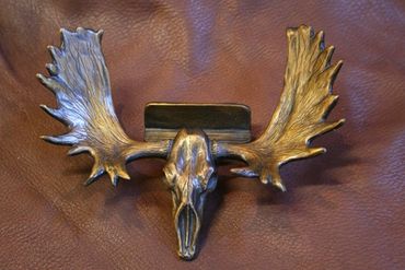 bronze moose, bronze cardholder, bronze moose cardholder, bronze business cardholders
