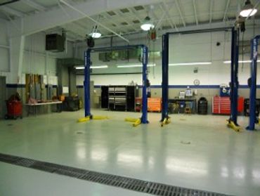 Interior commercial painter