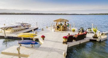 Floating Dock installed by Maui Docks in Florida