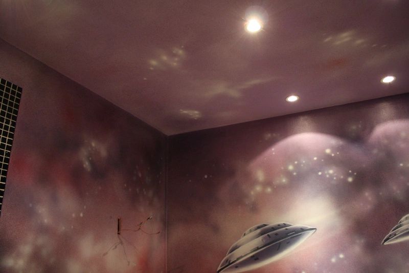 UFO bathroom mural