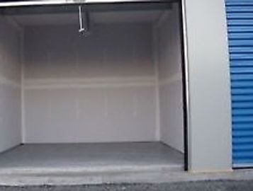 10x20 self storage unit. one car garage size.