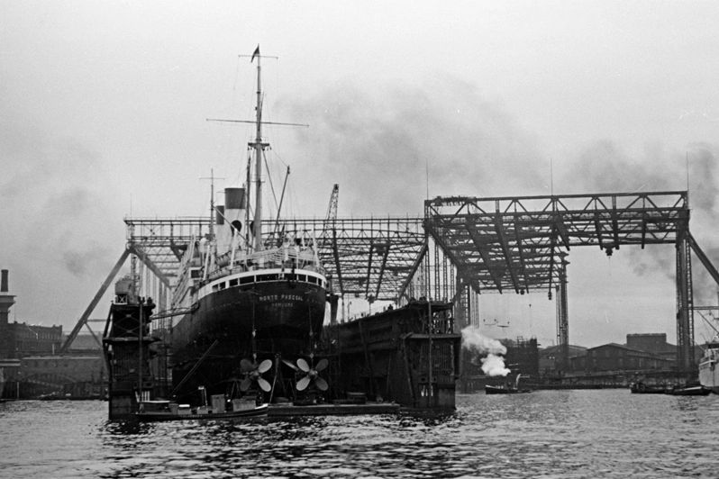 Monte Pascal in dry dock in Hamburg showing the twin propellers.