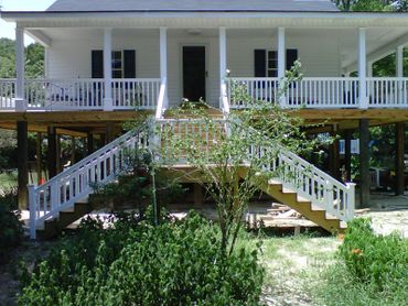 36" High T-Rail w/ Square Pickets