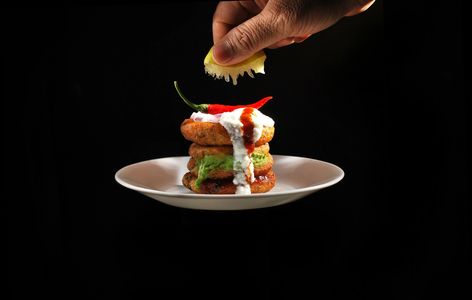 ALT=" Food Photography Aloo Tikki Chat"