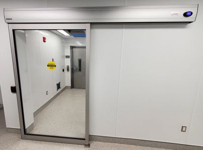 Portalp clean room sliding door
