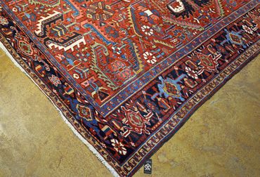 JS1021 Heriz Small carpet 7-0" x 9-6"