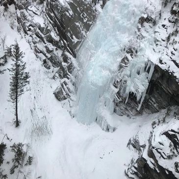 Massey's Avalanche Waterfall ice climbing yoho banff