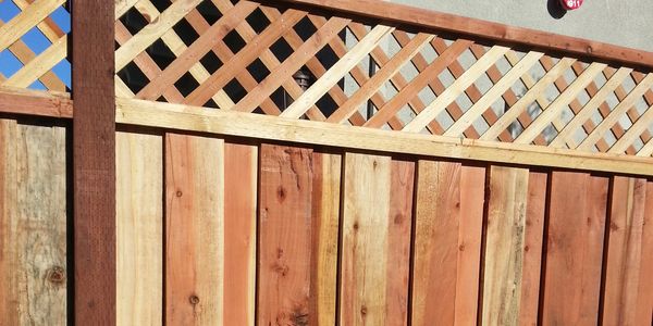 fence board on board construction common wood