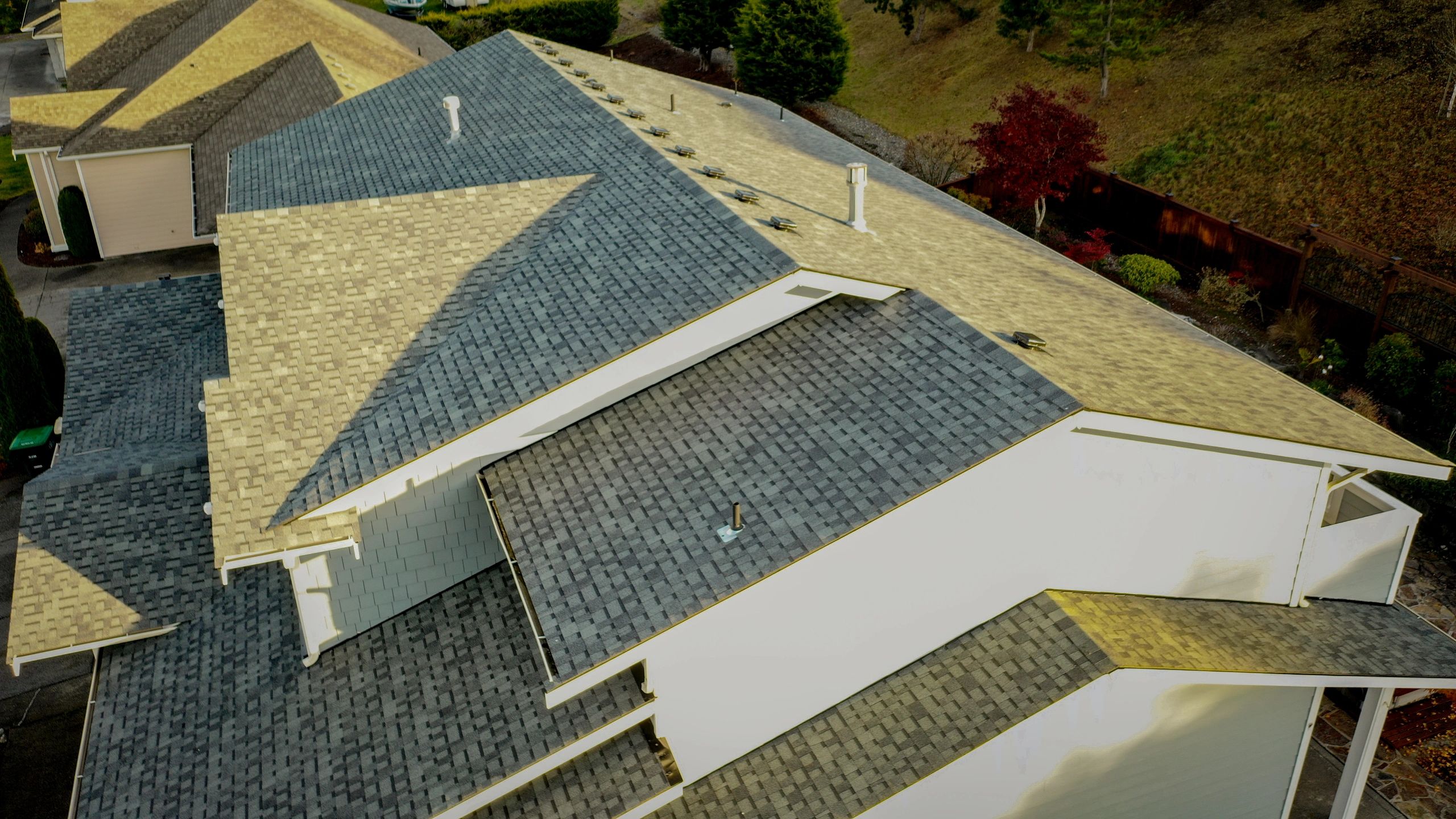 United Roofing Solutions Roofing Contractor Olympia, Washington
