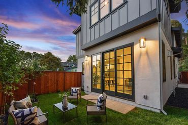 2212 10TH ST. – BERKELEY- COMPLETE UNIT A