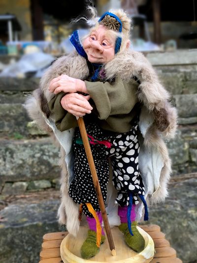 !4" Poseable figure, polyclay character doll (costume not included in this session)