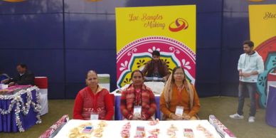 HIRE NAIL ARTIST IN GURGAON, NOIDA, DELHI & FARIDABAD