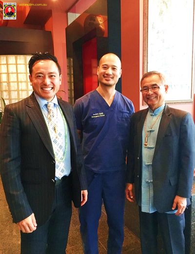 (L-R) Dr Justin Lim, Dr Hen Kuang Hong (Emergency Department Physician) and Professor Yoland Lim.