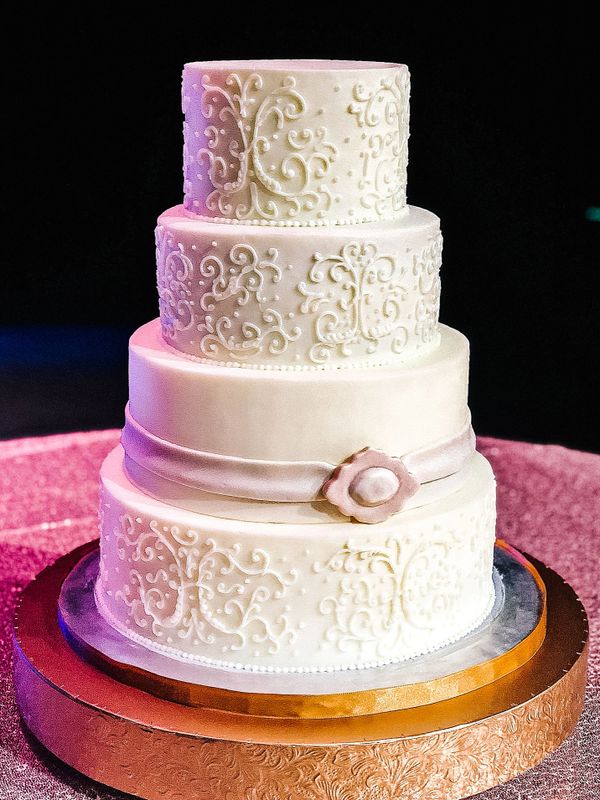 buttercream wedding cake, custom piping