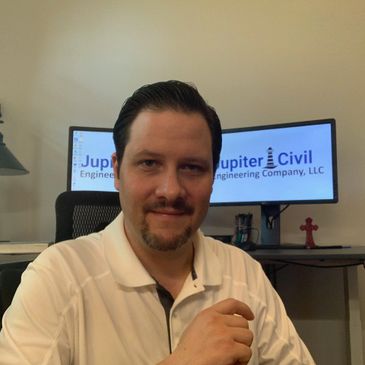 Photo of a civil engineer.