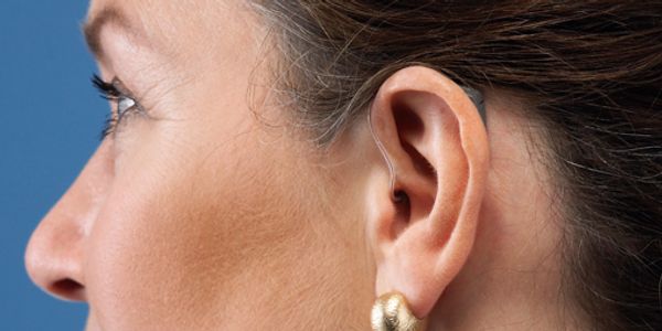 reNew Hearing behind ear RIC style