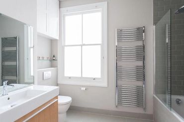 Essex & London Construction, Basements, Extensions, Loft Conversions. Bathroom kitchen tiler tiling.