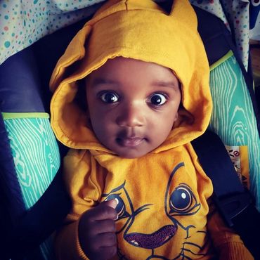 VOGM Baby boy in Simba lion king hoodie.