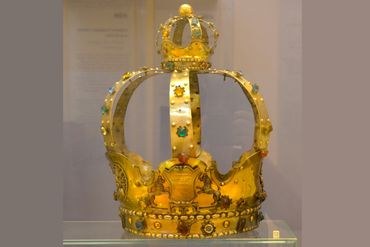 Golden Torah Crown in the Landesmuseum (State Museum)