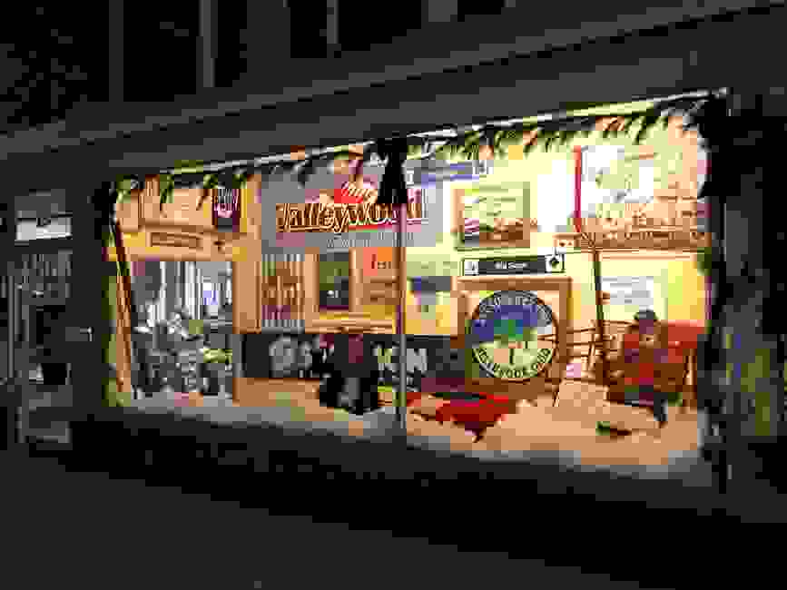 Bellbrook Mountain Holiday Window Display December, 2019