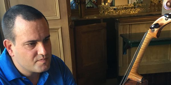 Avshalom (Avshi) Weinstein, a third-generation Israeli violinmaker, was trained by his father, Amnon