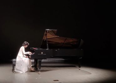 Pianist, Piano, J.Y. Song, Juilliard, Mannes, Beijing University, Beijing International Music Festi