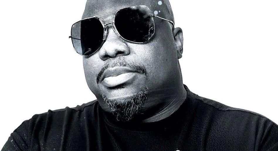 Exclusive Bio for DJ and Producer Ron Carroll written by the team at Switched On Music
