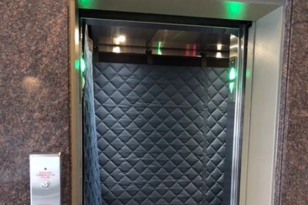 Elevator pads
Elevator curtains
Elevator protection