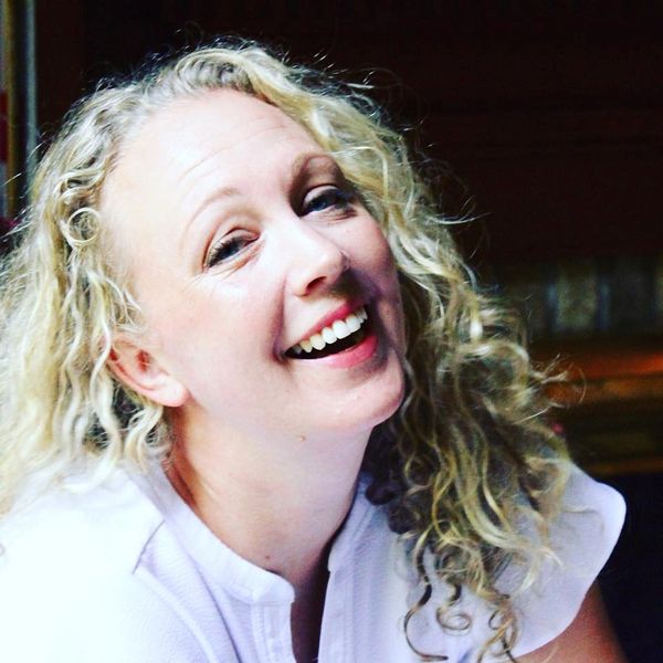 Jennifer Miller, Animal Communicator and Reiki Master Teacher