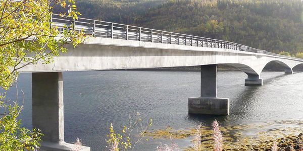 Cathodic Protection of a reinforced concrete bridge, Vassås, Norway