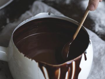 Enveloppement corporel au chocolat