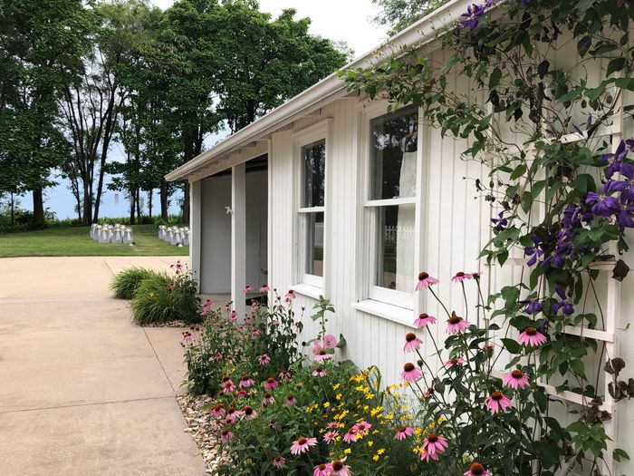 Small garden wedding & barn wedding in Iowa for 2o, Flower Farm PICK-YOUR-OWN-FLOWERS Cedar Rapids