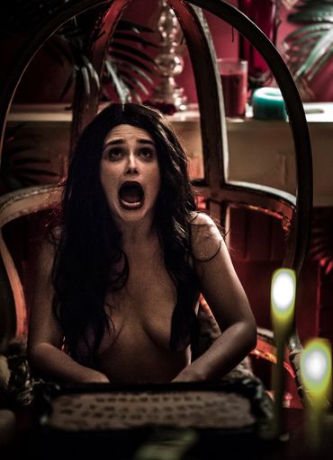 Pearls Daily as Minky Woodcock.