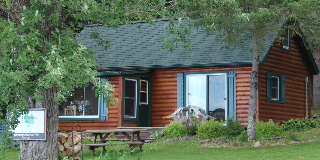 Lakeview Pine Cabin