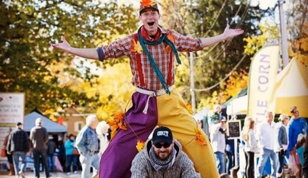 Cranston 'Cran' Berry "World's Tallest Cranberry Farmer" at Bala Cranberry Festival