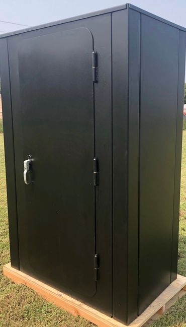 Panic room with key lock handle