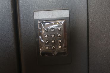 Electronic key pad
