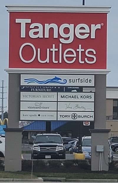 tanger outlets, outlets in rehoboth beach, things to do in the rain in rehoboth beach, delaware