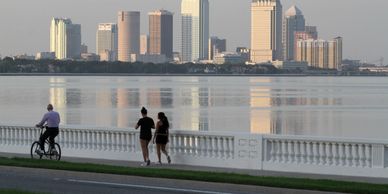 Service tour transport ville de Tampa en Floride pour les visites et les achats de voyages de groupe