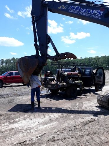 Excavator repair heavy industrial equipment welding