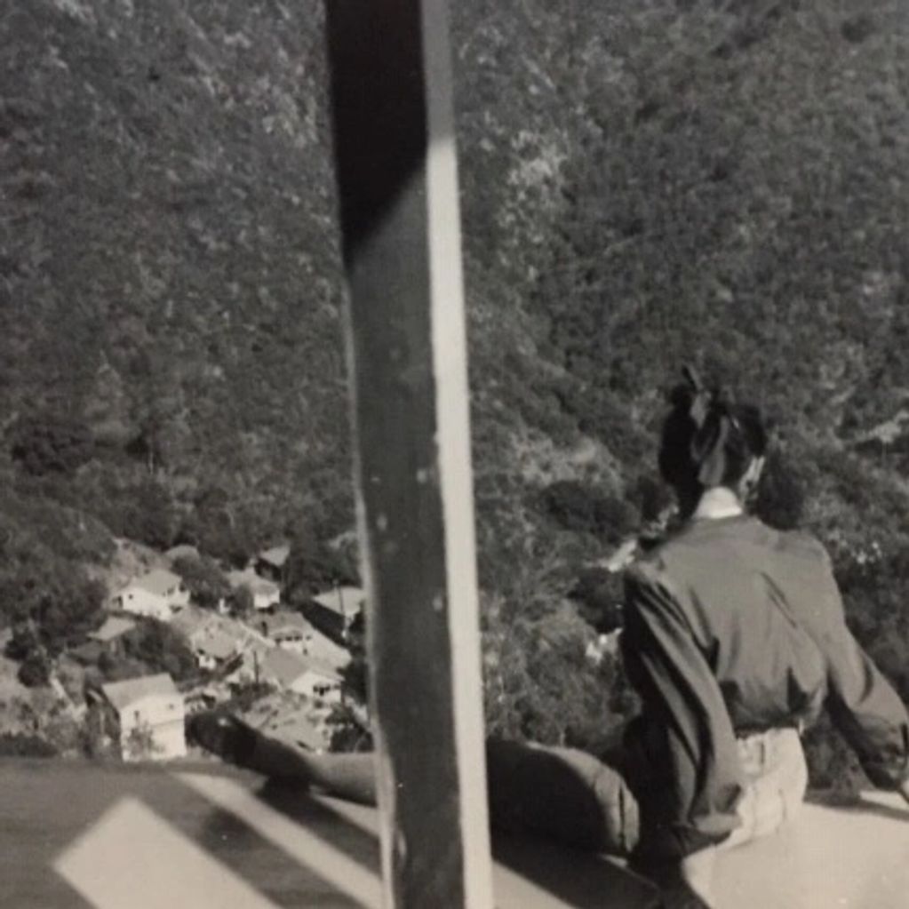 

Meryl on the unfinished deck looking down on Laurel Canyon Blvd.