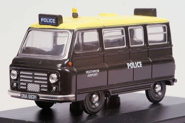 Morris J2 Van Heathrow Airport Police Oxford Diecast JA007