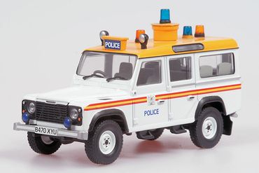 Land Rover 110 Defender Heathrow Airport Police Corgi 07709