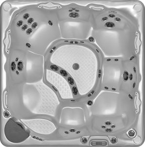 750 Beachcomber Hot Tub