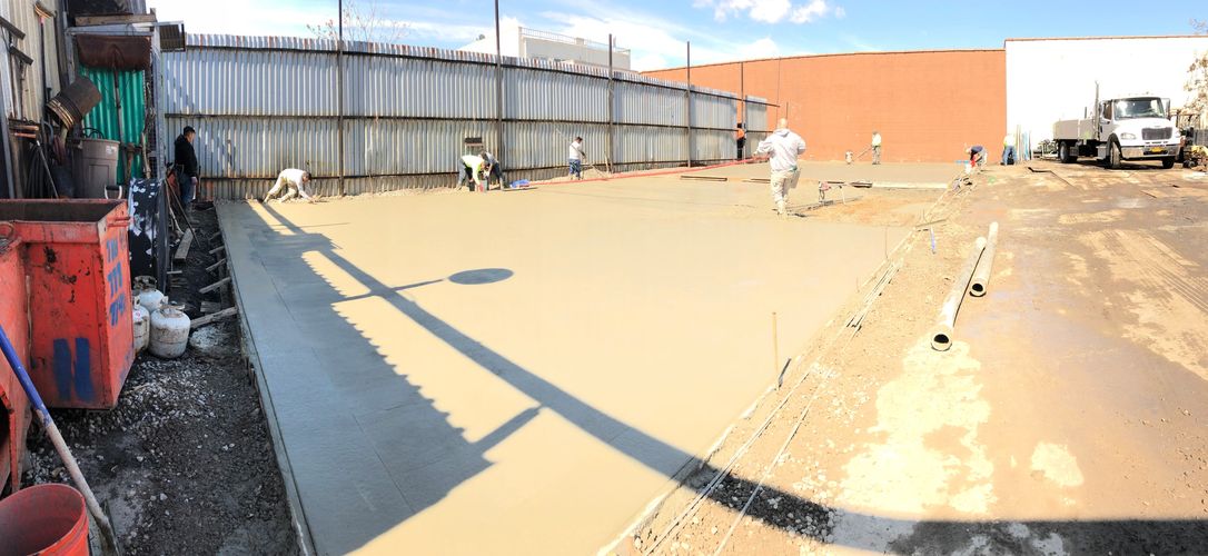 Winter concrete Structural slab Poured concrete foundation footing sidewalk driveway concrtete curb