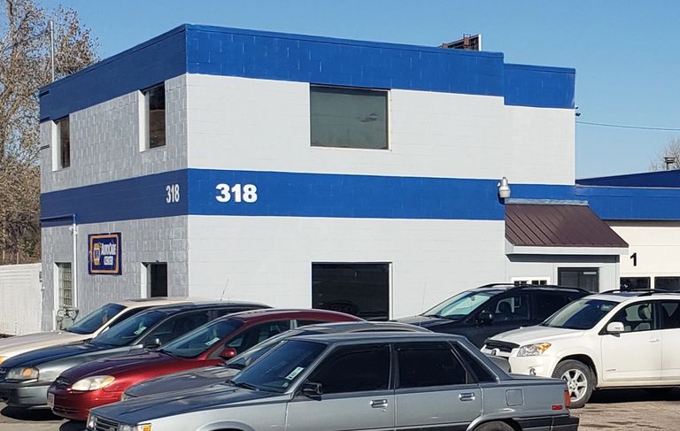 Thomas Auto Service, shop pic