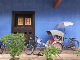 Blue Mansion
Crazy Rich Asian