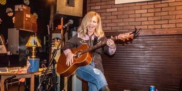 carla ulbrich and the virtual comedy show