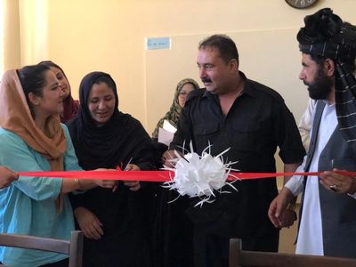 Frozan (left) at ribbon cutting ceremony