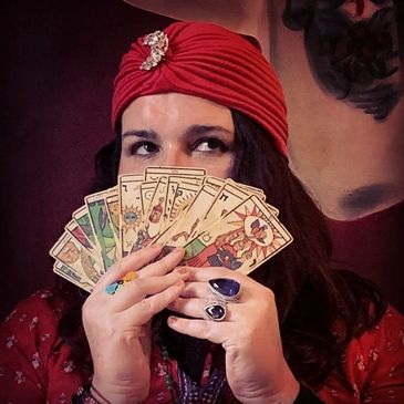 Sonia Sarkali Psychic, Clairvoyant, Tarot Readings, Healing and Goddess Spirituality.